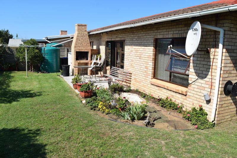 2 Bedroom Property for Sale in C Place Eastern Cape